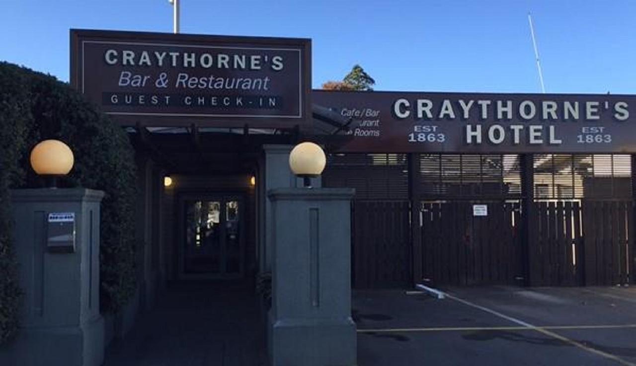 Craythornes Halswell Hotel Christchurch Exterior photo